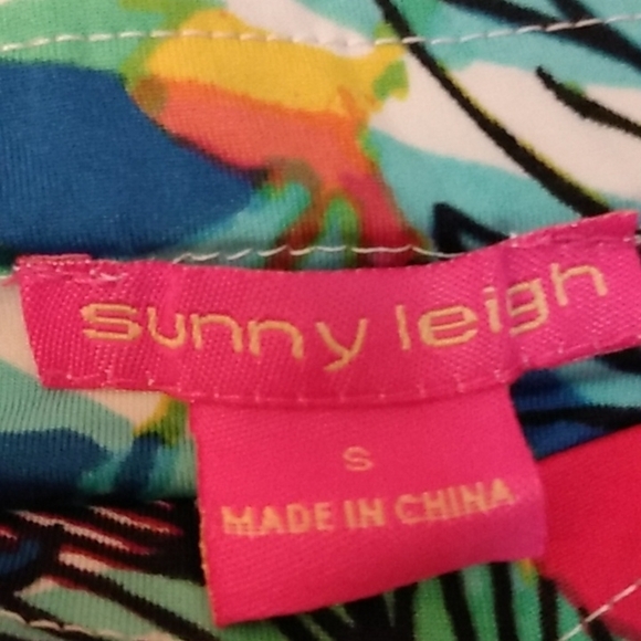 SUNNY LEIGH TROPICAL PARADISE CARMELLE FLARE BOTTOM SKINNY PANTS SIZE SMALL NWOT - Picture 3 of 6